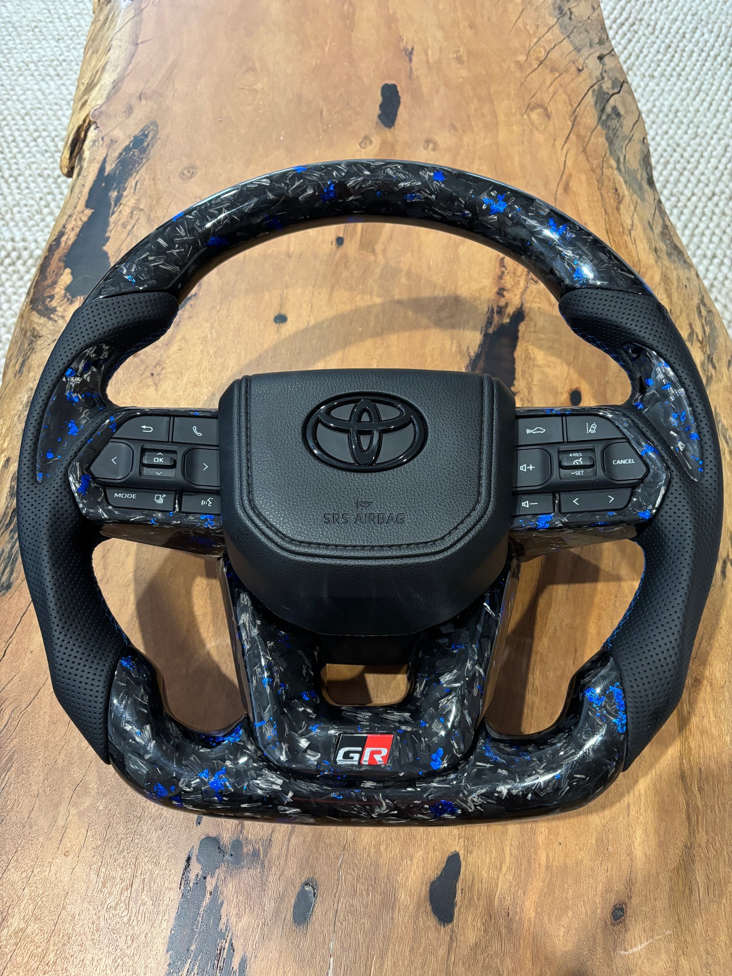 300 Series Custom Steering wheels