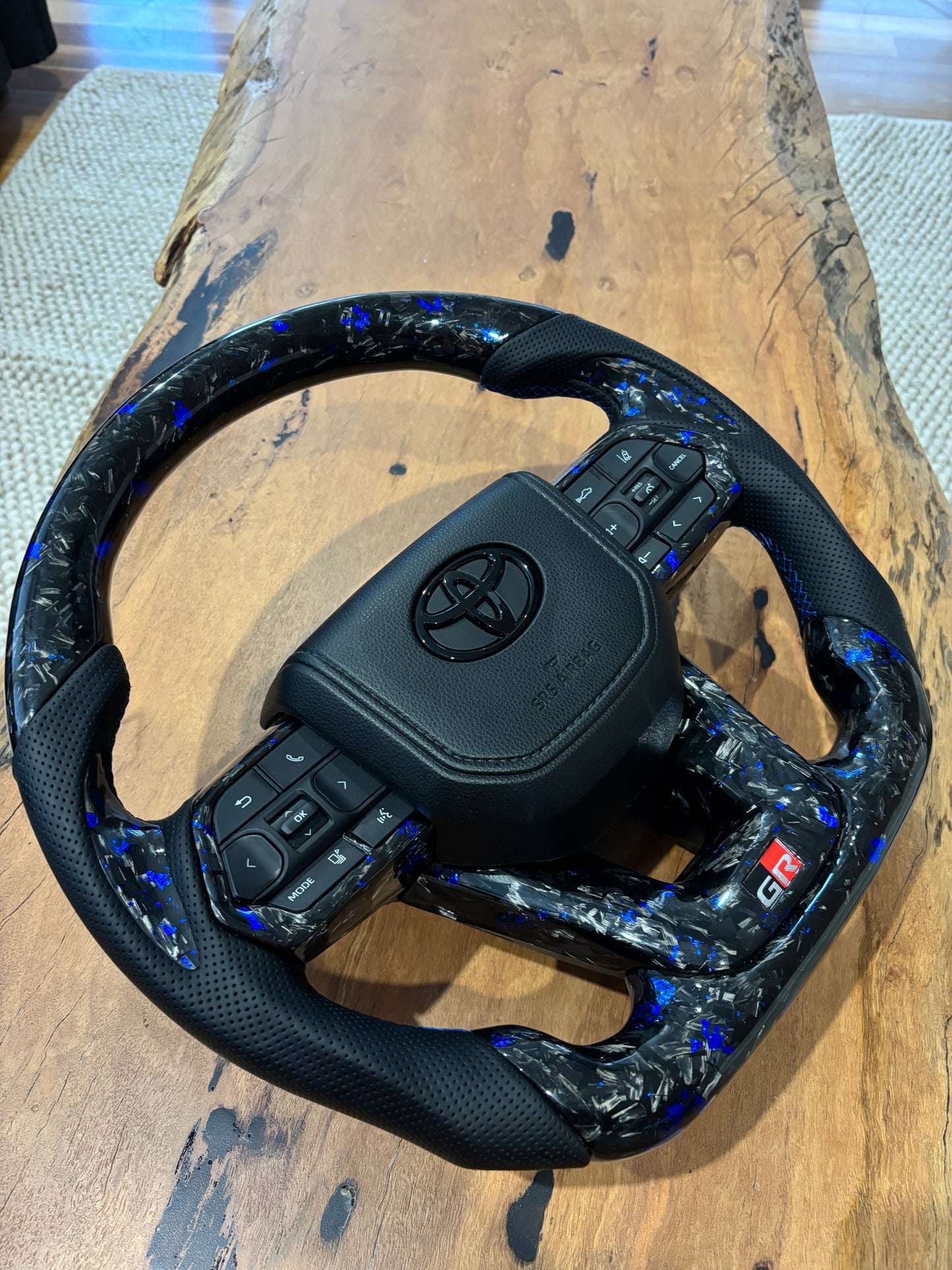 300 Series Custom Steering wheels
