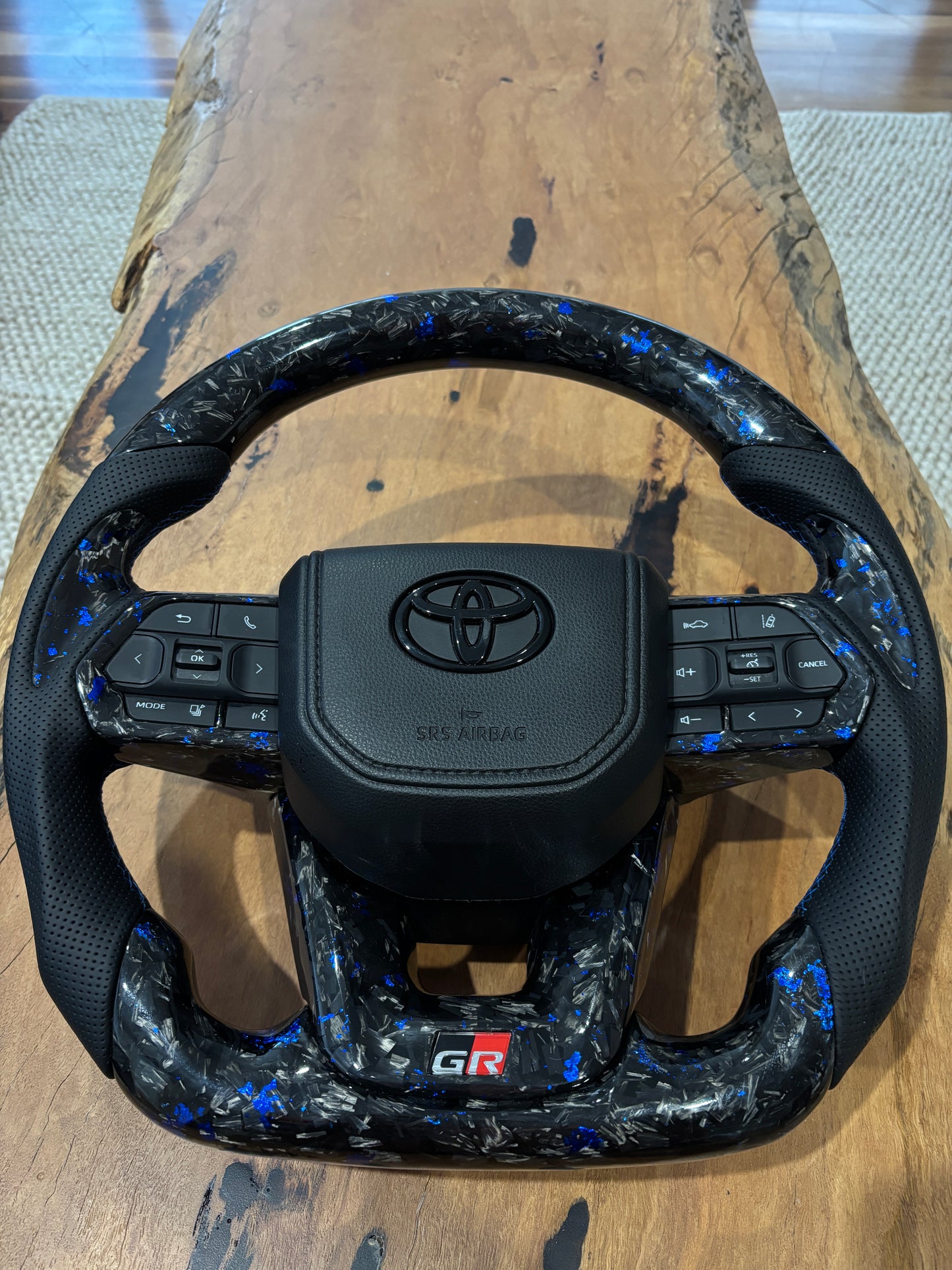 300 Series Custom Steering wheels