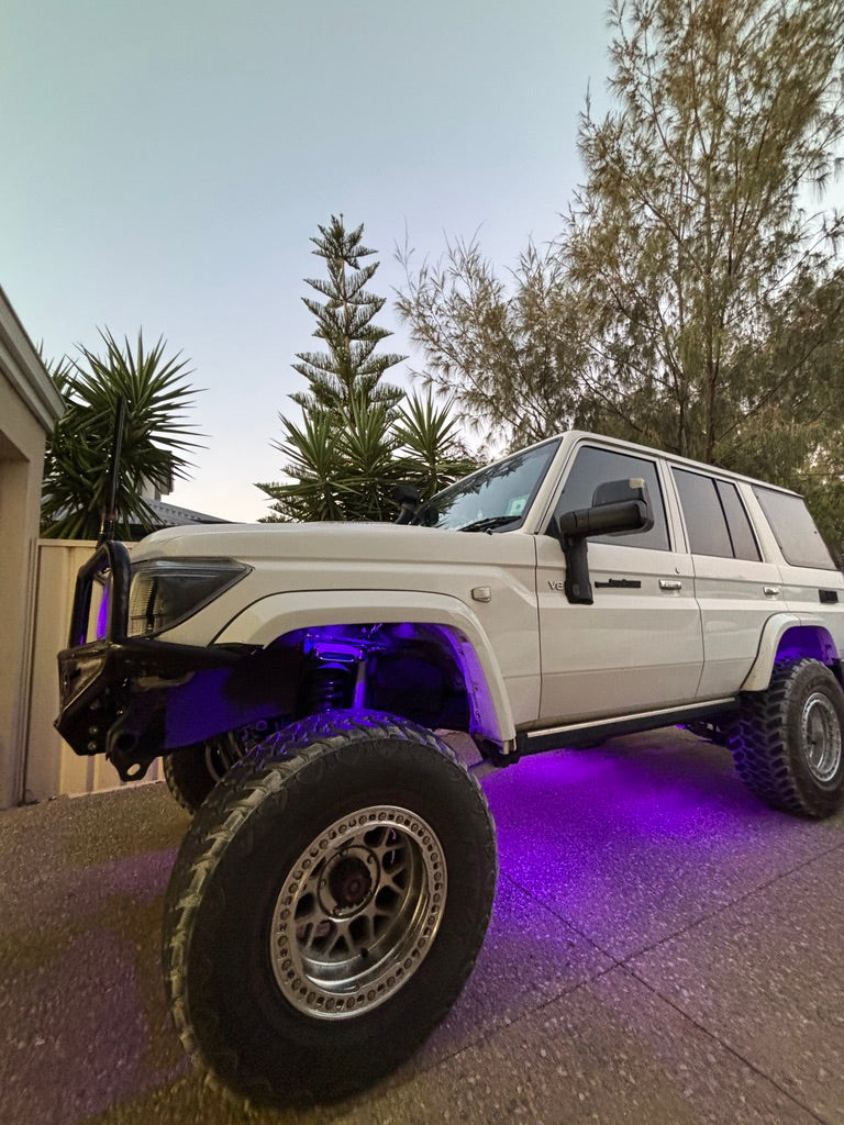 RGB Chasing Rock Lights 8