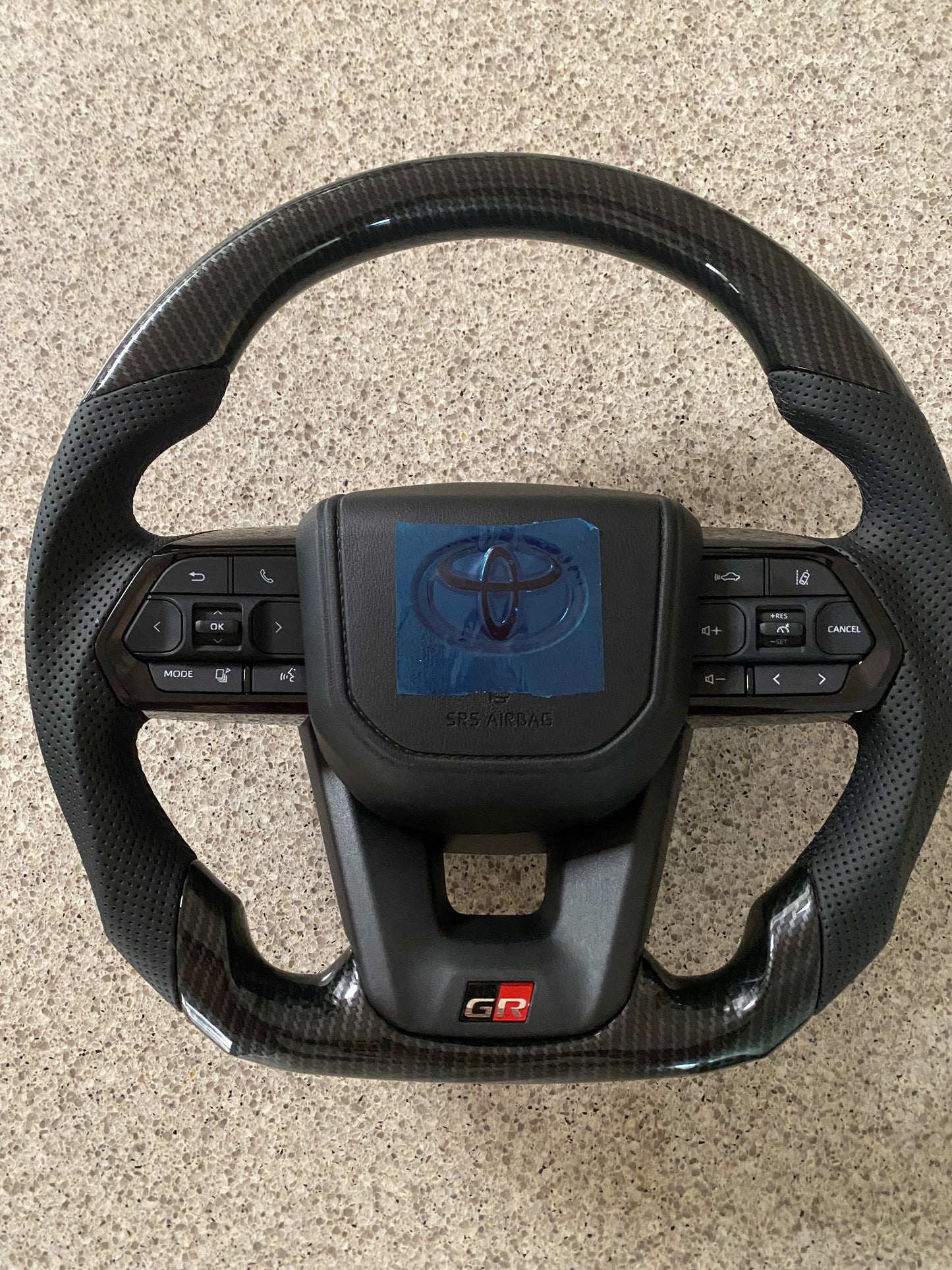 LC 300 Carbon Steering Wheel